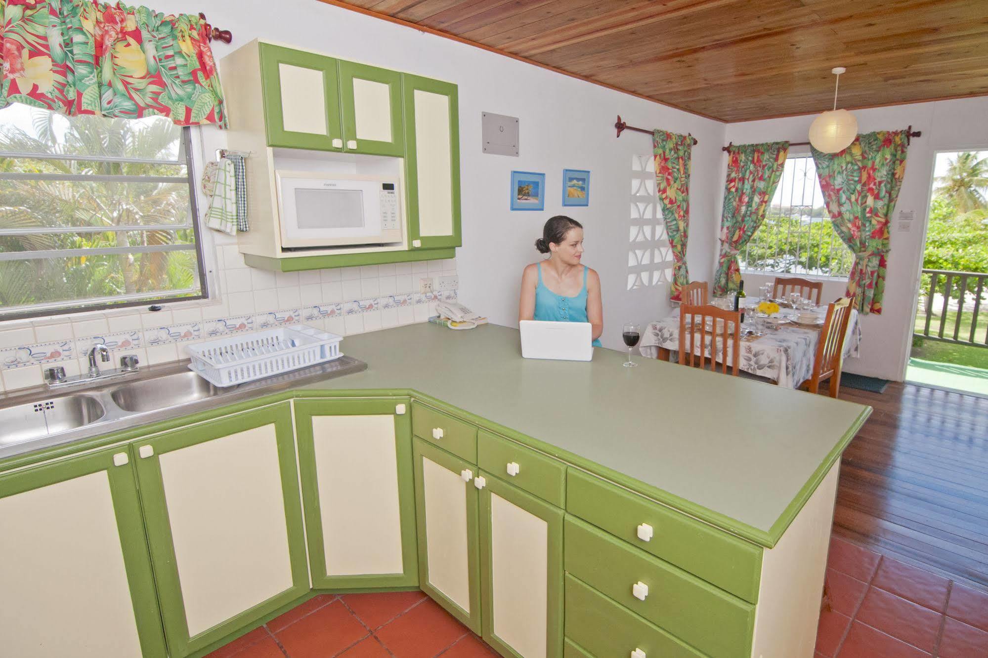 Lance Aux Epines Cottages Esterno foto